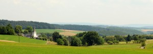 Panorama met het kerkje van Hilgenroth